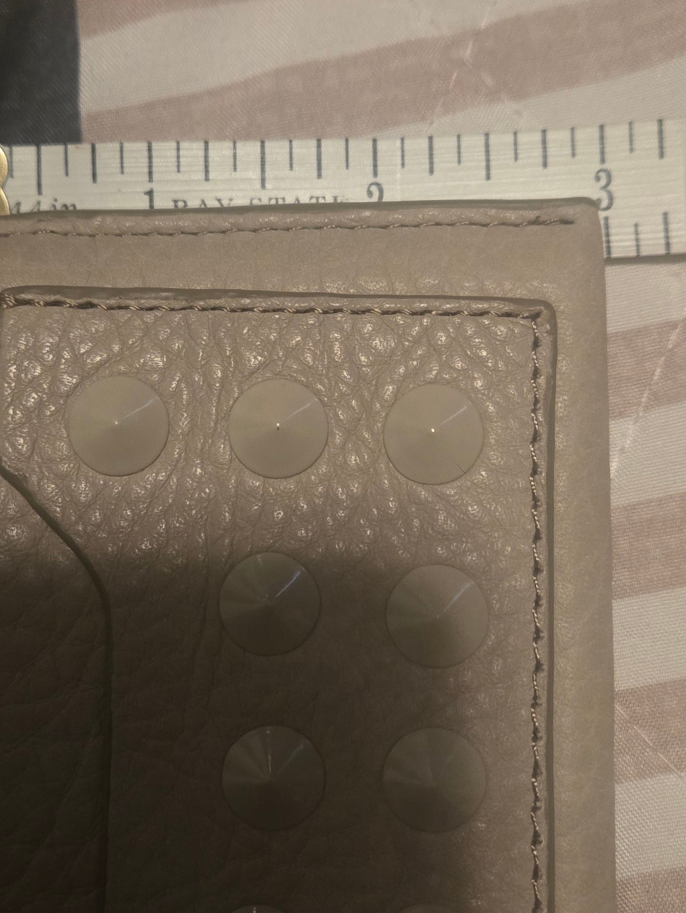 J. Crew Pebbled Leather Card Holder in Light Taupe with Gold Hardware - Picture 4 of 5